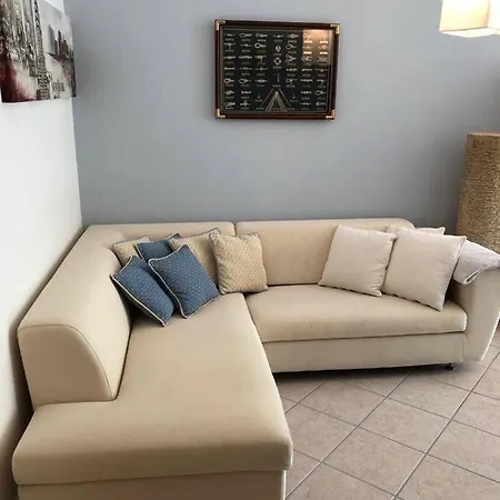 Aurora Park דירה *