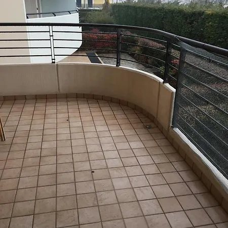 Aurora Park דירה *